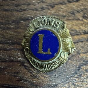 Vintage Lions Club International Logo Lapel Hat Pin Gold Tone & Blue